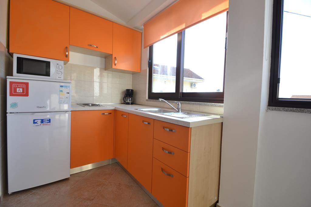 Apartments Kresan Sukosan Luaran gambar